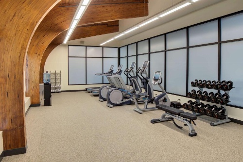 DoubleTree by Hilton Harrisonburg image 14